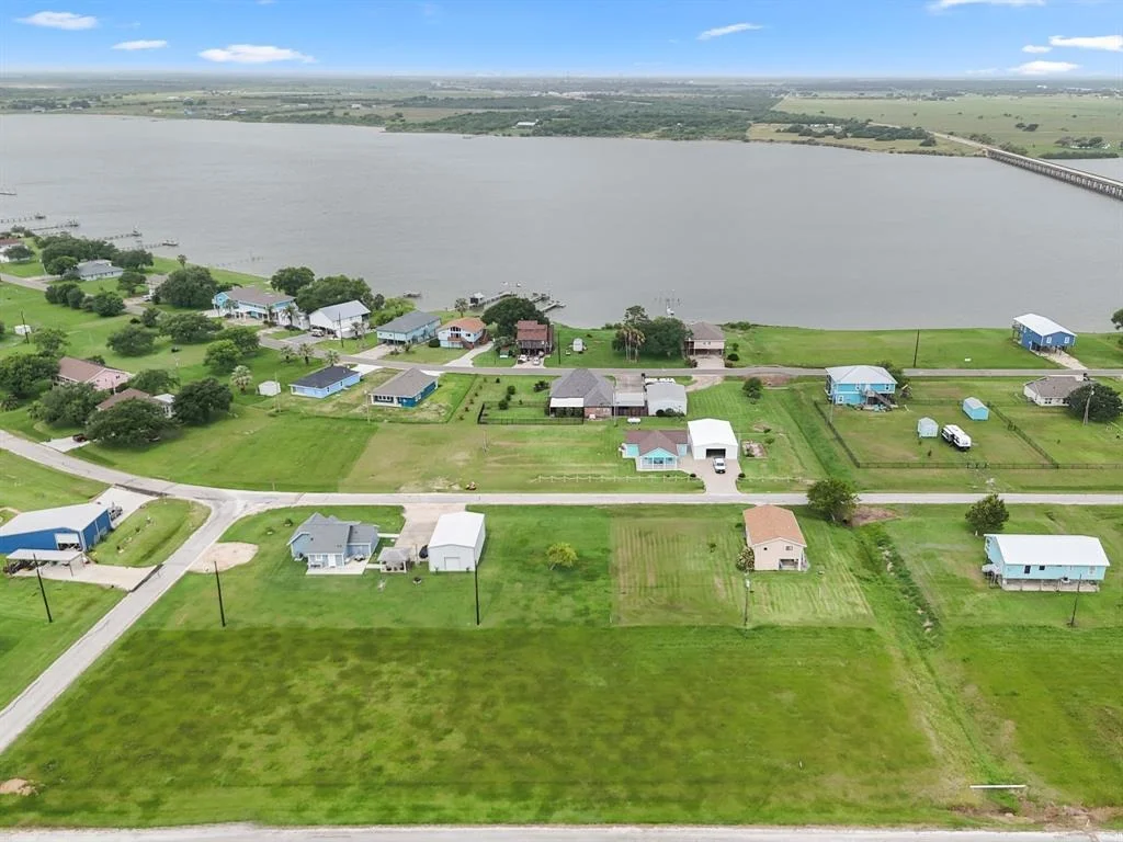 Photo of 102 Calumet Drive