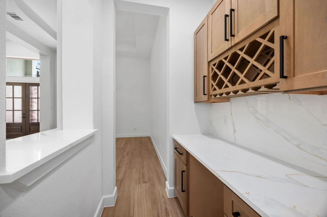 Photo of 220 Birdie Dr