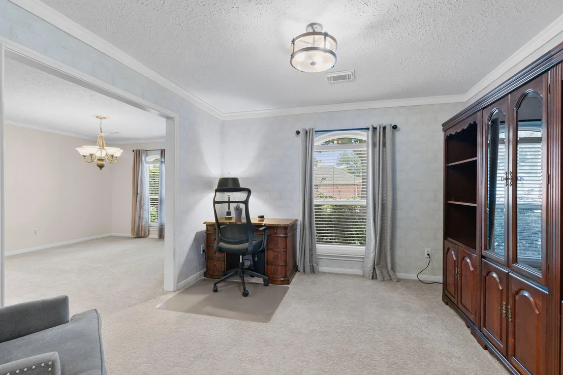 Photo of 19915 Brandon Oaks Way