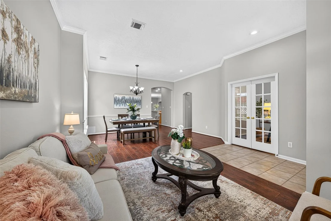 Photo of 3926 Shadow Cove Drive