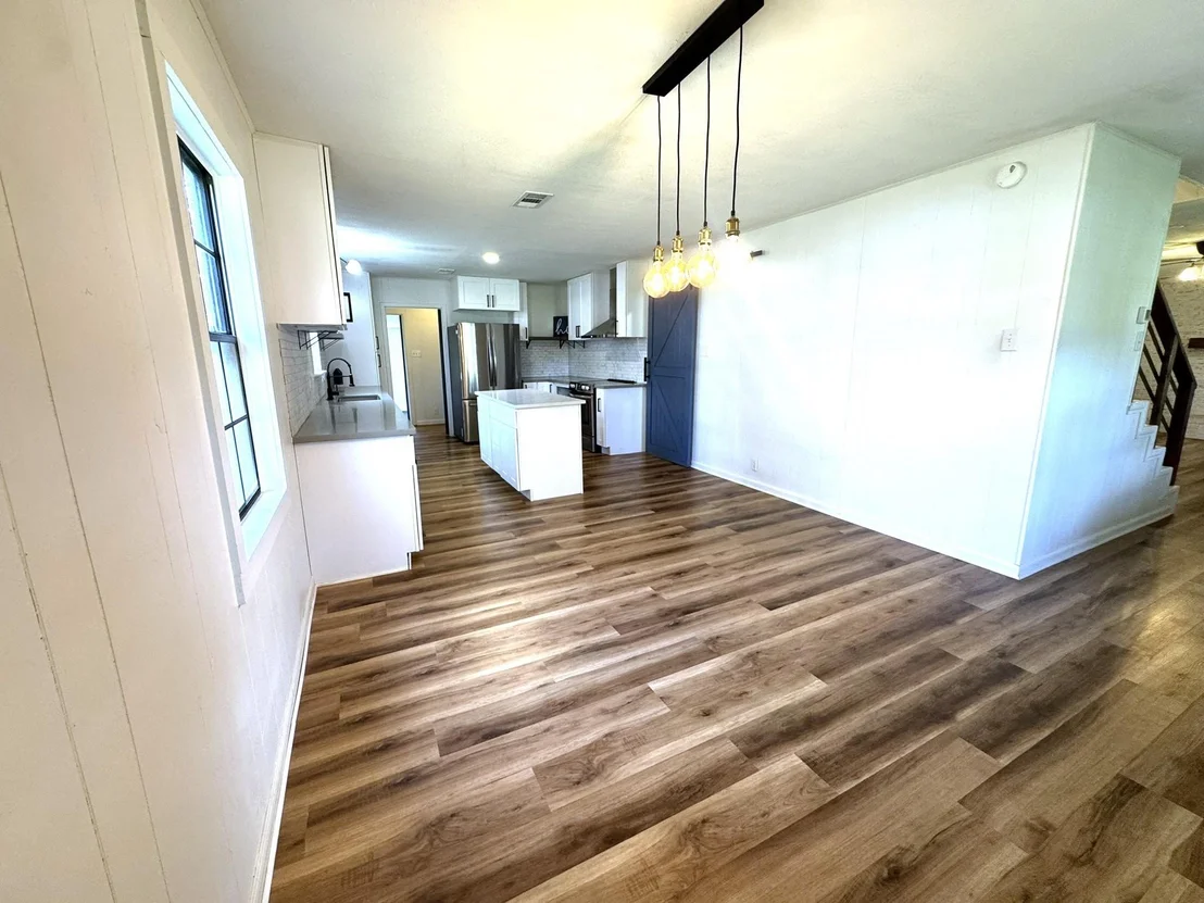 Photo of 1207 Half Moon Drive