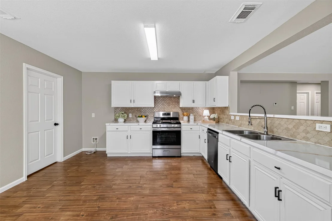Photo of 21823 Haven Cove Lane