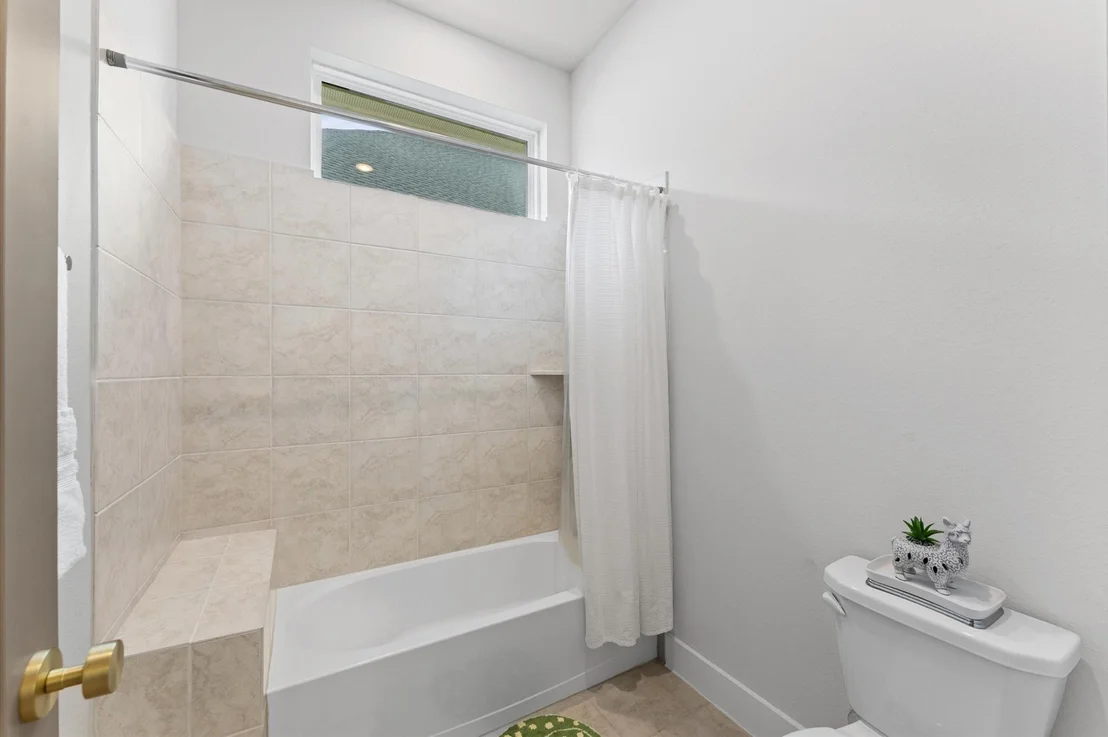 Photo of 9502 Lakeside Arbor