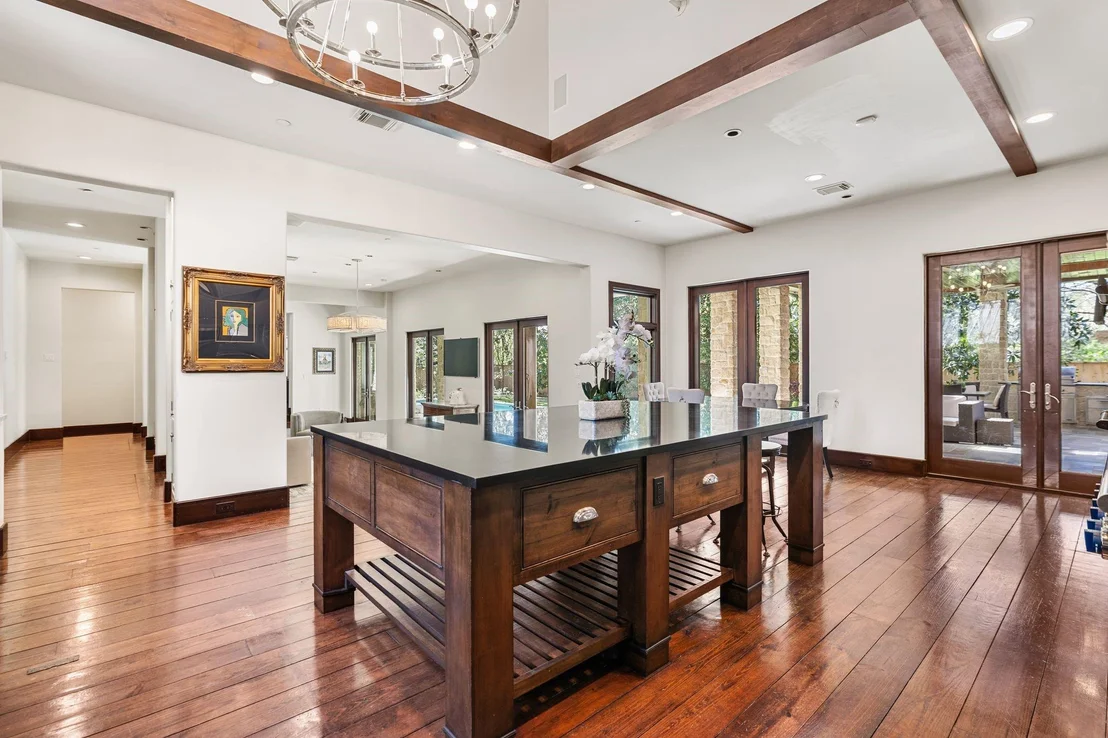 Photo of 354 Piney Point Road