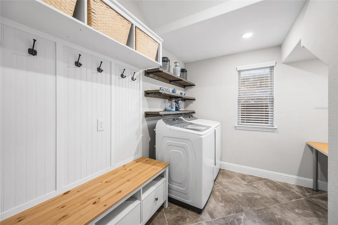 Photo of 4320 Silver Oak Place