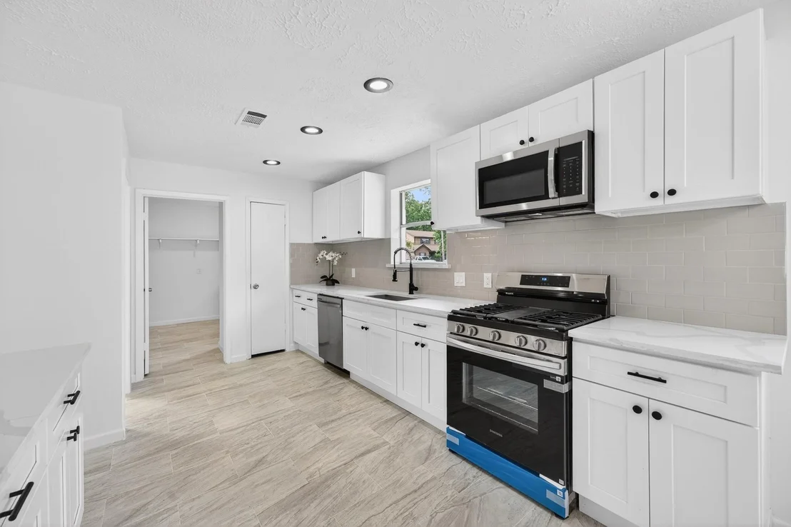 Photo of 24106 Spring Mill Lane