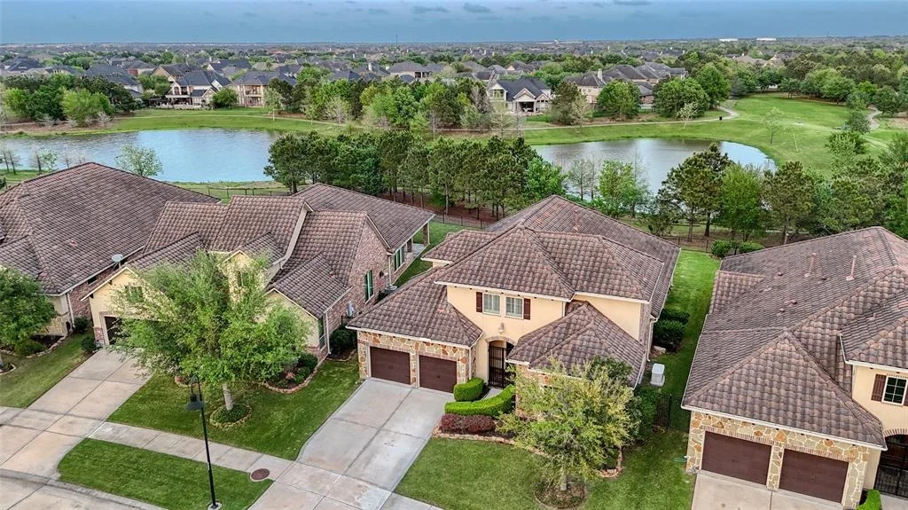 Photo of 107 Lake View Loop