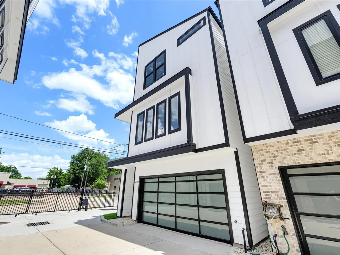 Photo of 2251 Blalock Road