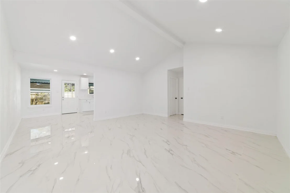 Photo of 11434 Sharpview Drive
