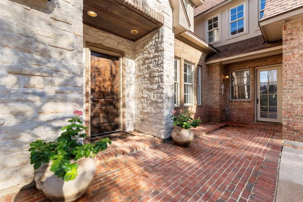 Photo of 47 Lenox Hill Drive