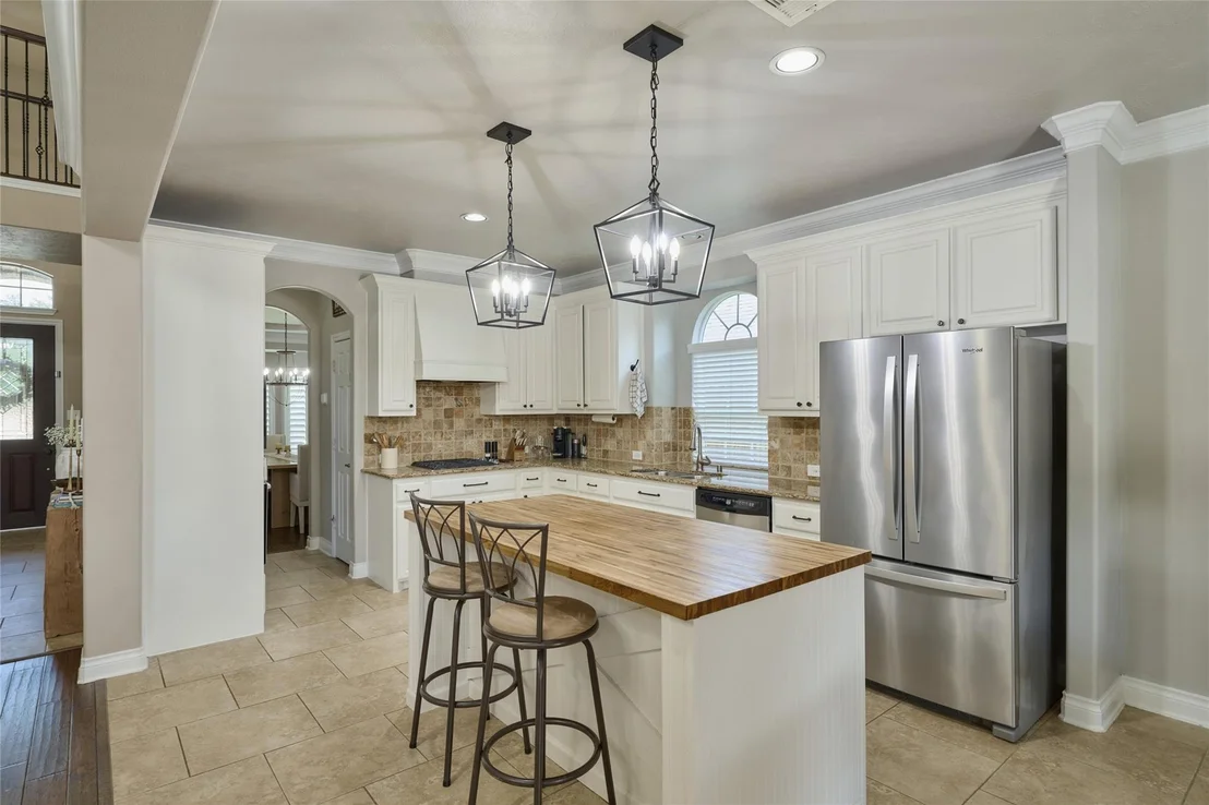 Photo of 25207 Pineglen Terrace Drive