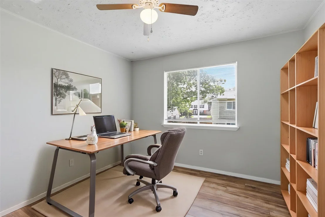 Photo of 2315 Hampton Road