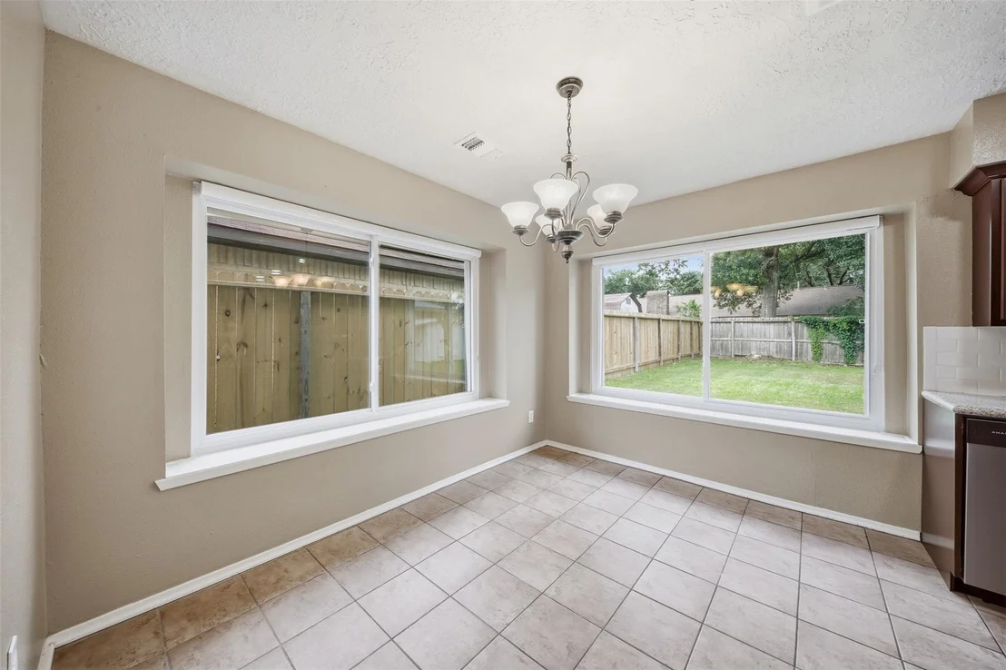 Photo of 9418 Kilrenny Drive