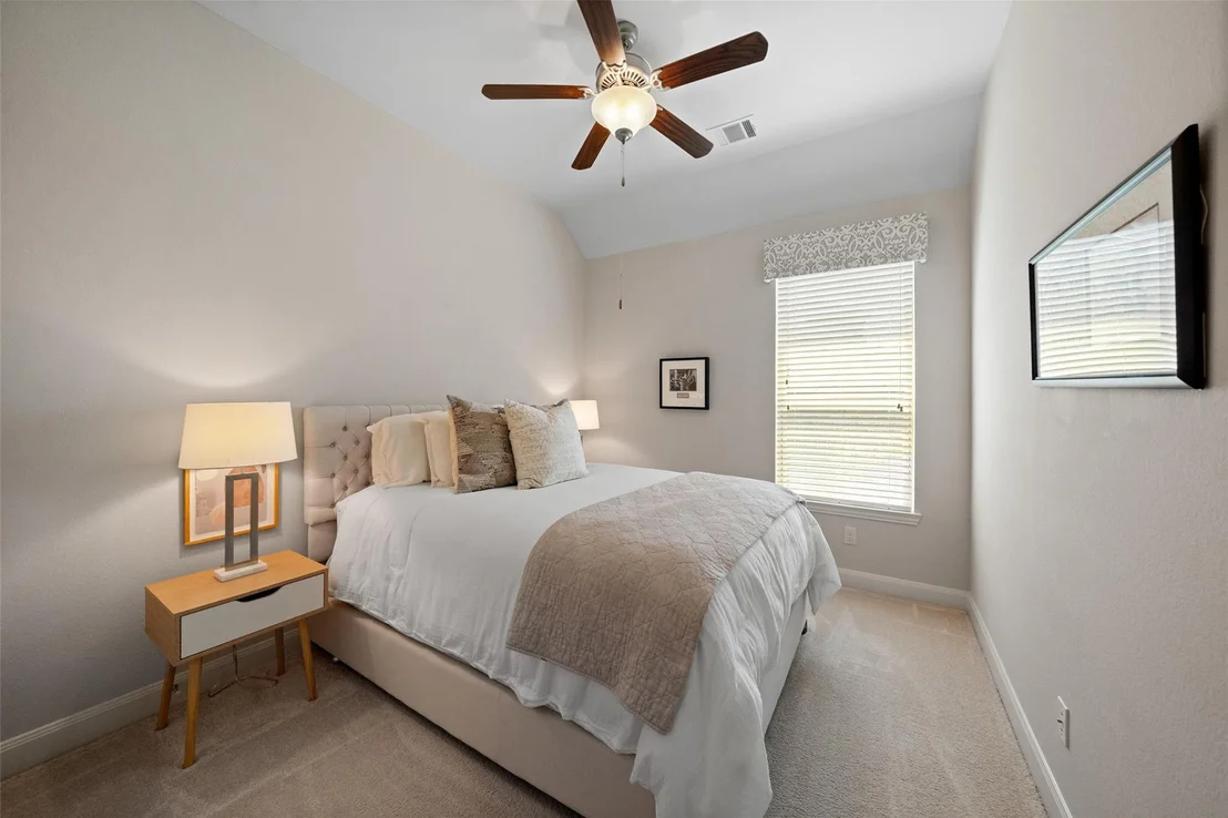 Photo of 10935 Sarah Bluff Lane