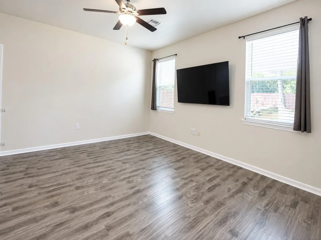 Photo of 11172 Smithway Drive