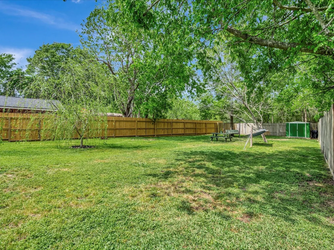 Photo of 5521 Winding Brook Drive