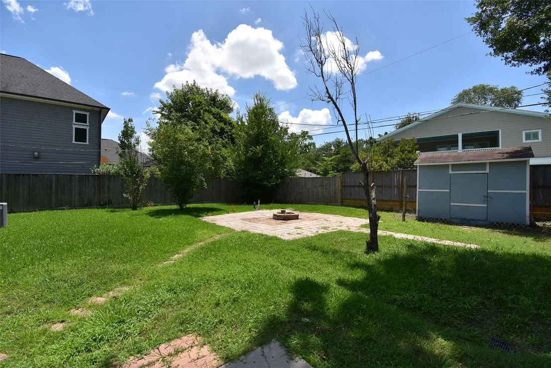 Photo of 1631 Chantilly Lane