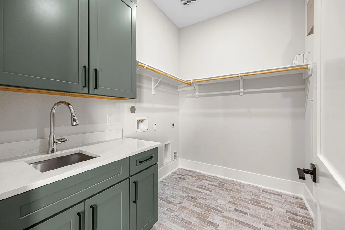 Photo of 469 Ruby Drive