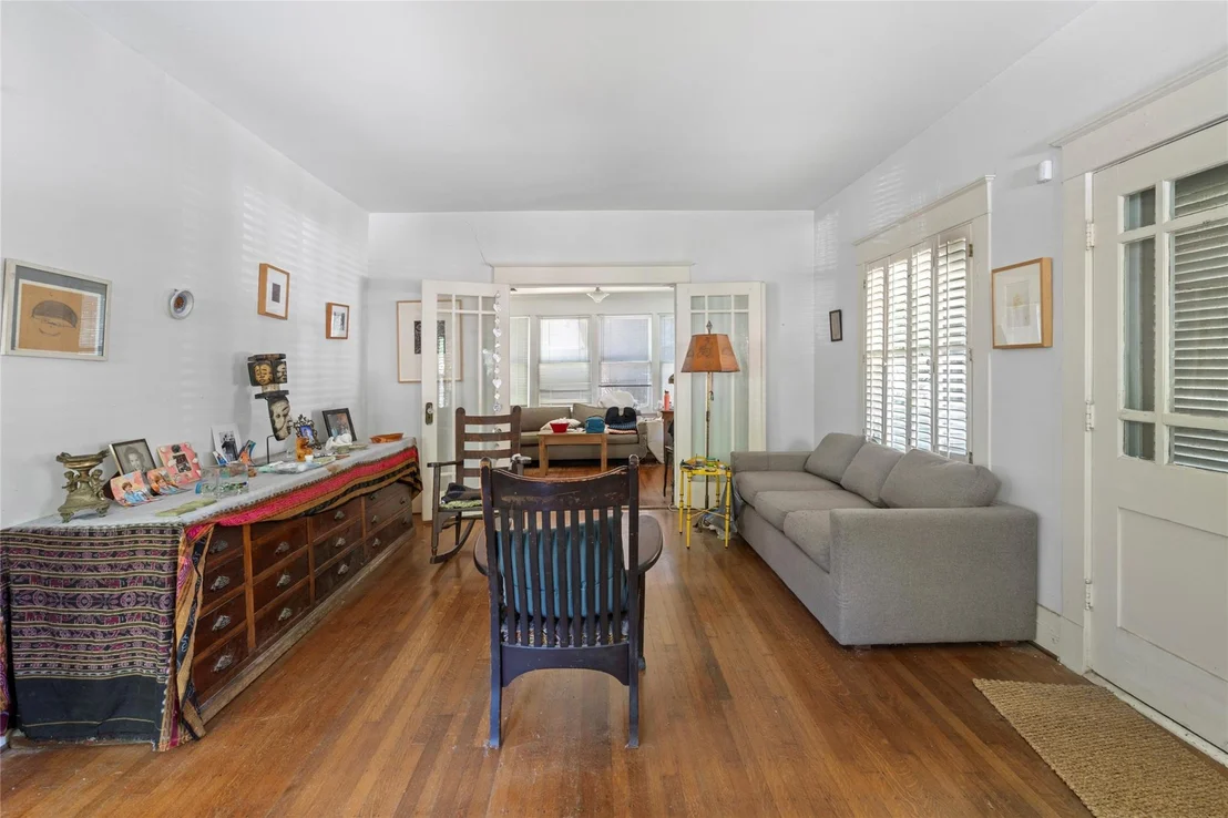 Photo of 3703 Graustark Street