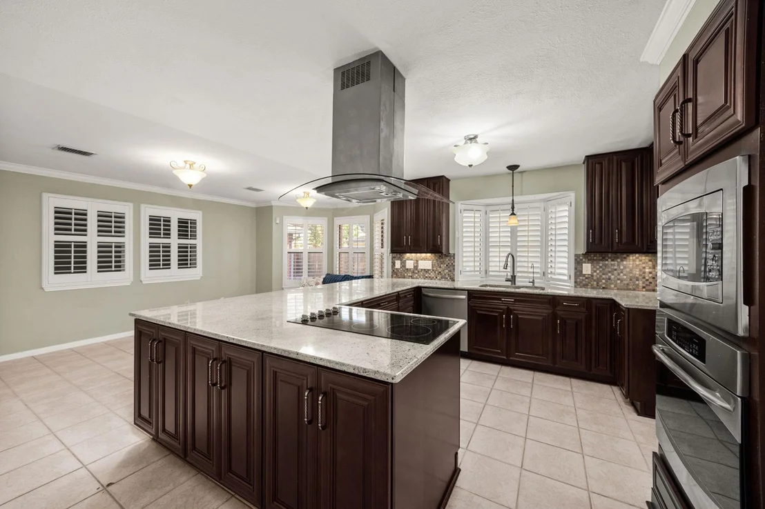 Photo of 12422 Millvan Drive