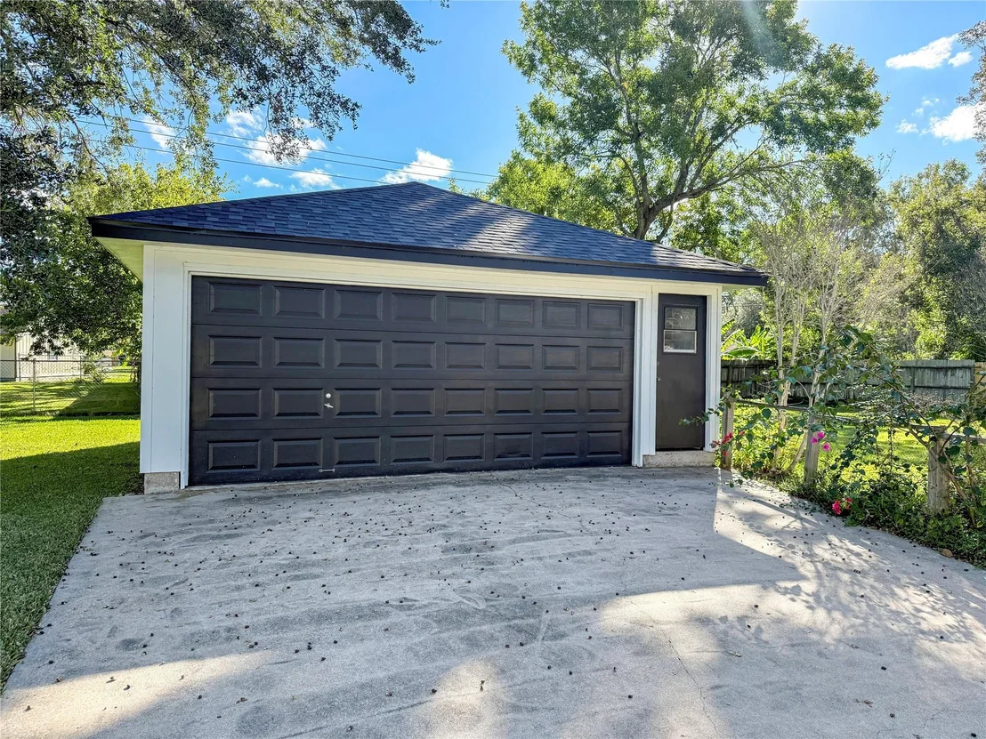 Photo of 104 Iris Street