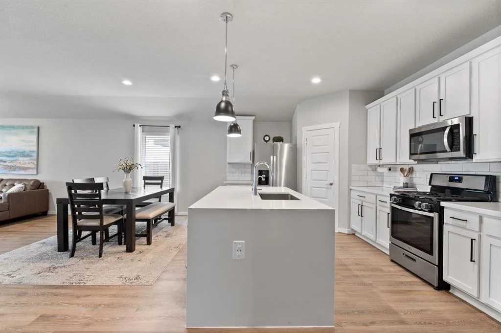 Photo of 7638 Rainham Valley Lane