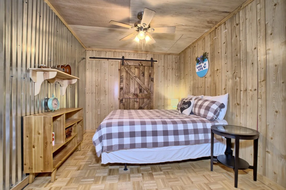 Photo of 590 Angela Lane