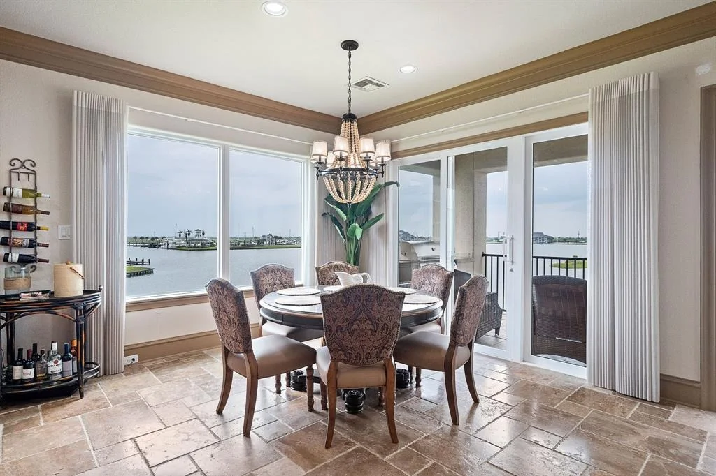 Photo of 21 Loggerhead