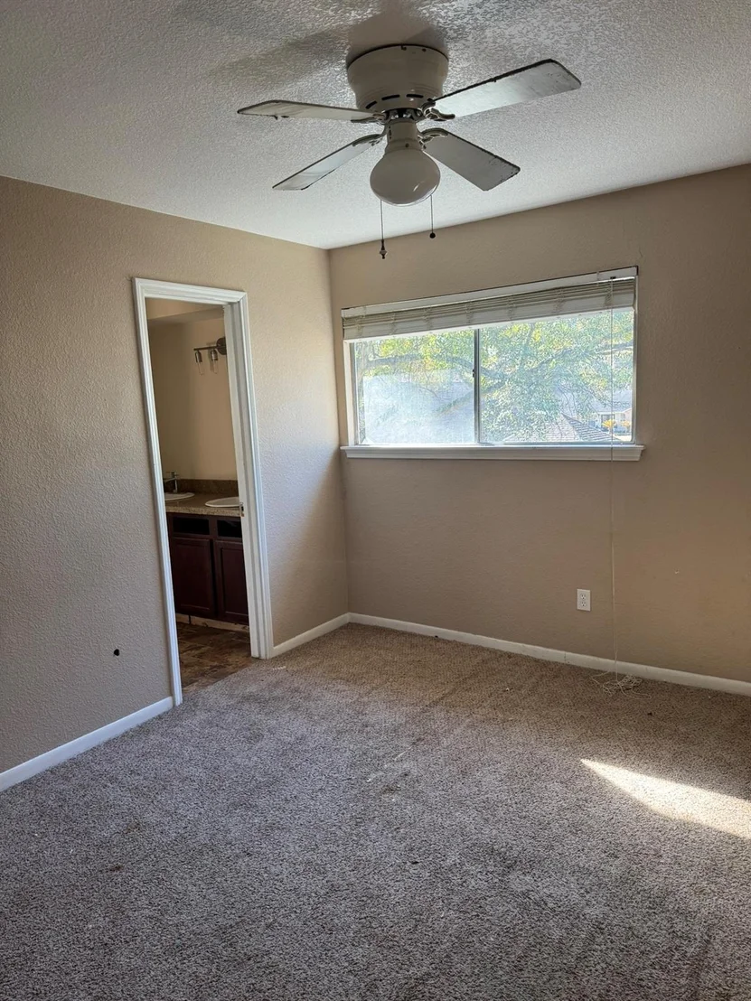 Photo of 612 Orangewood Drive