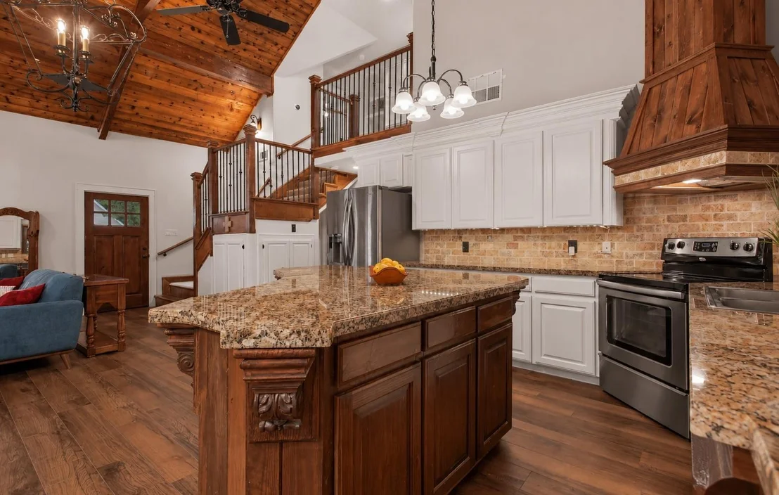 Photo of 312 Springwood Drive