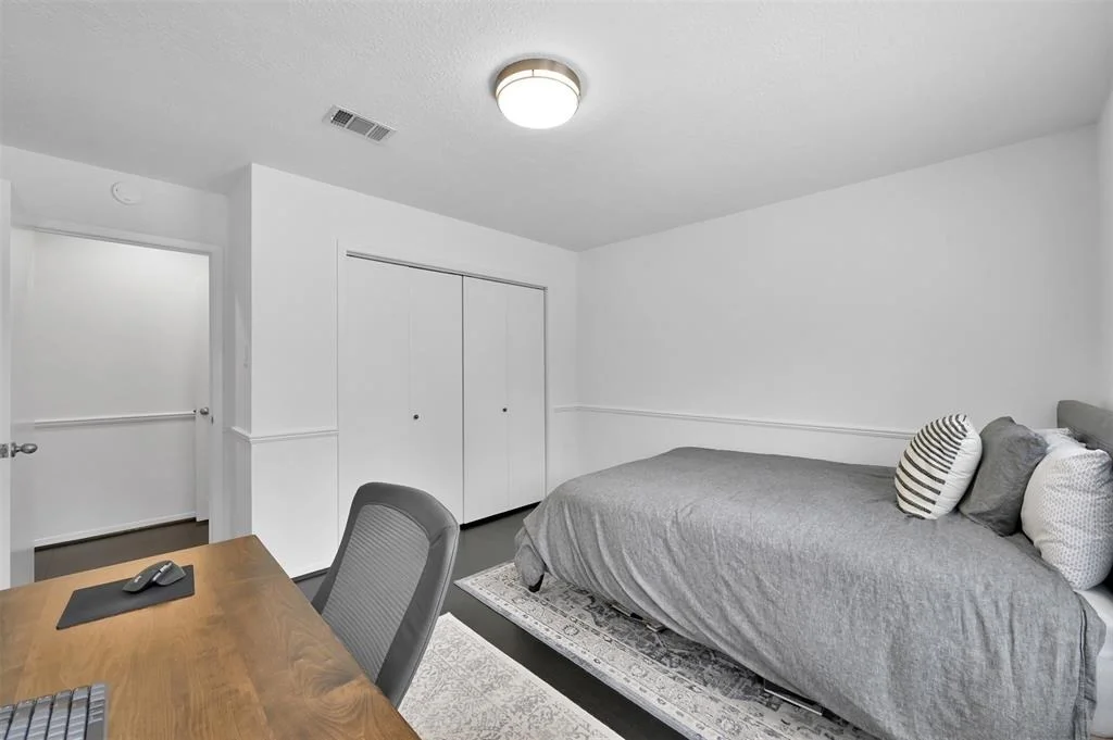 Photo of 5 N Hornbeam Place