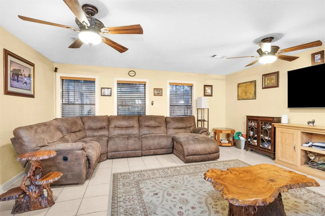 Photo of 528 Catfish Lane