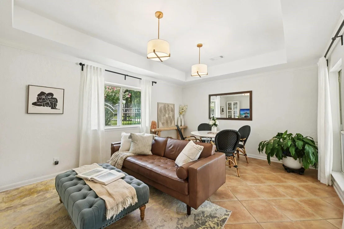 Photo of 14627 Oak Bend Drive