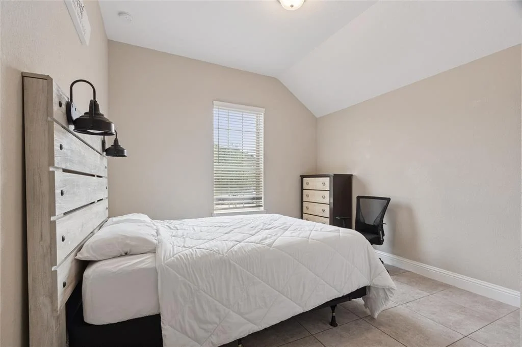Photo of 18211 County Shores Lane