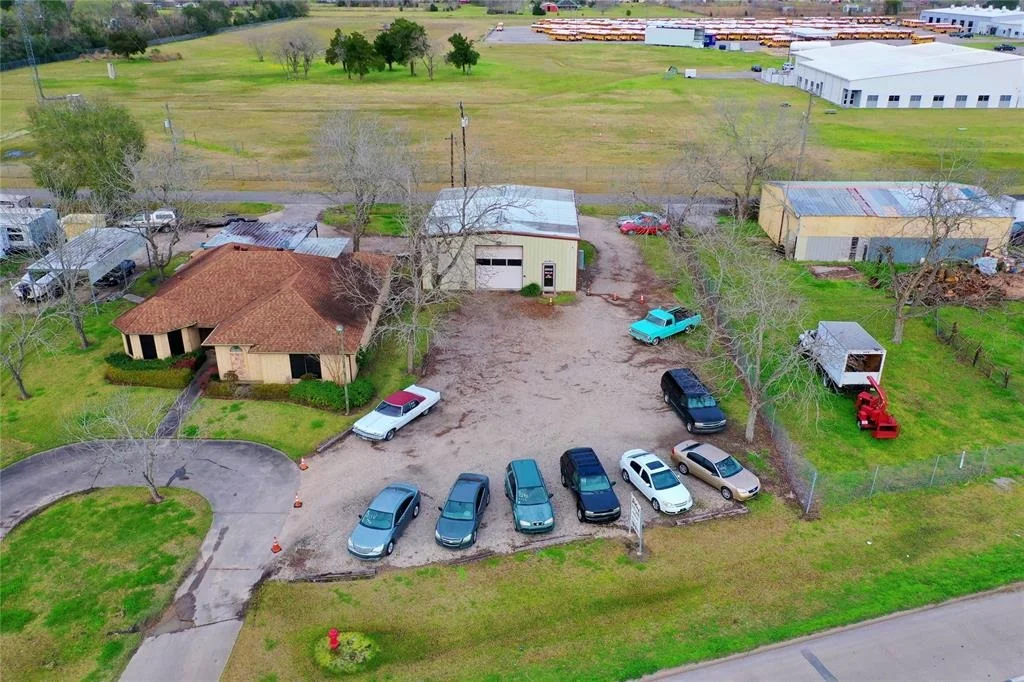 Photo of 3030 W Highway 6