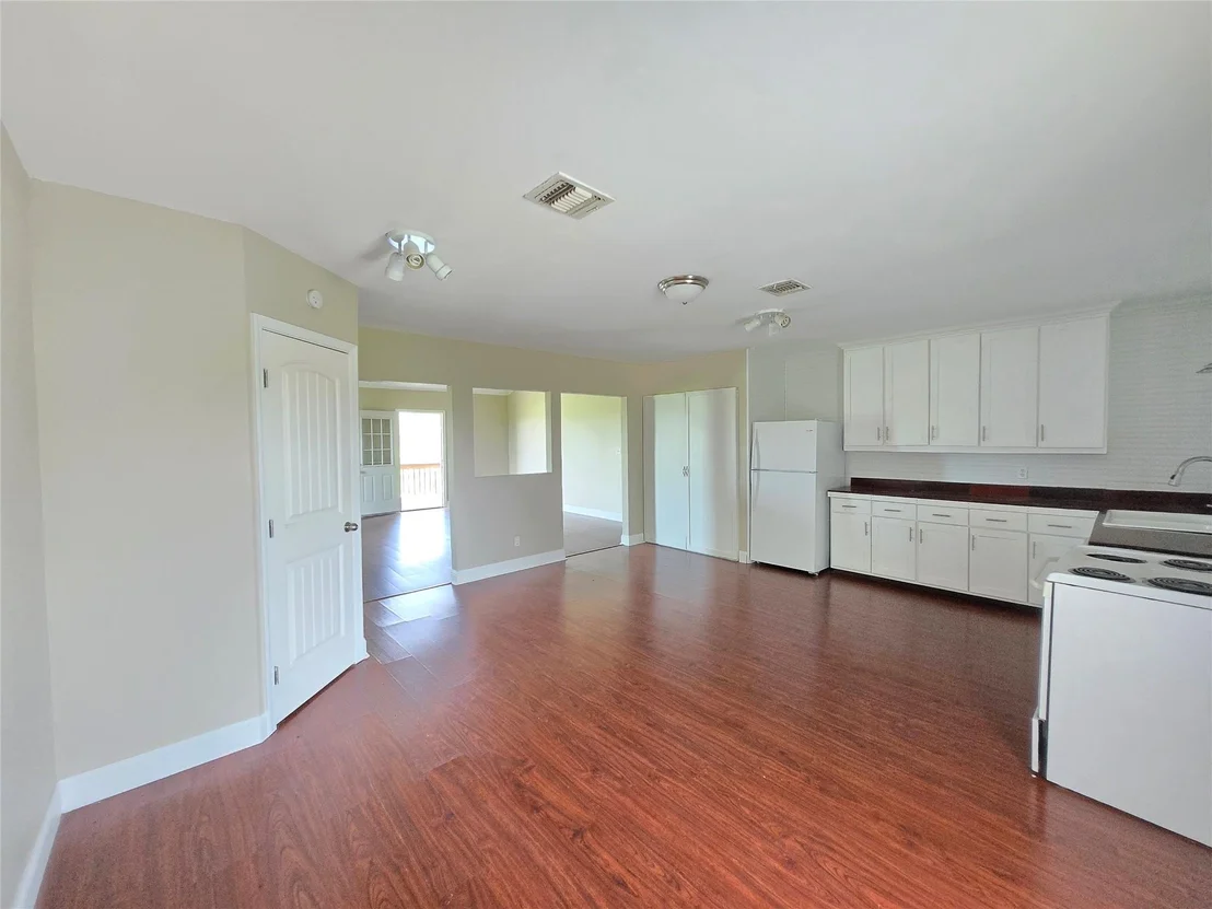 Photo of 205 Buckskin Drive