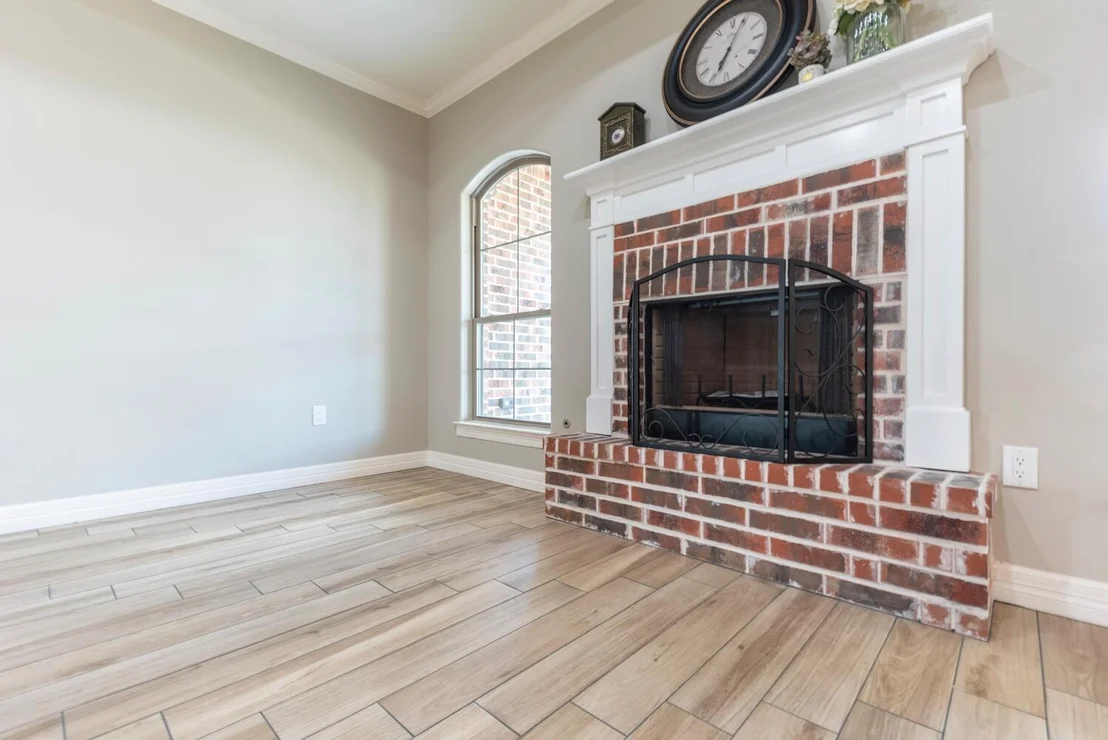 Photo of 8390 Westgate