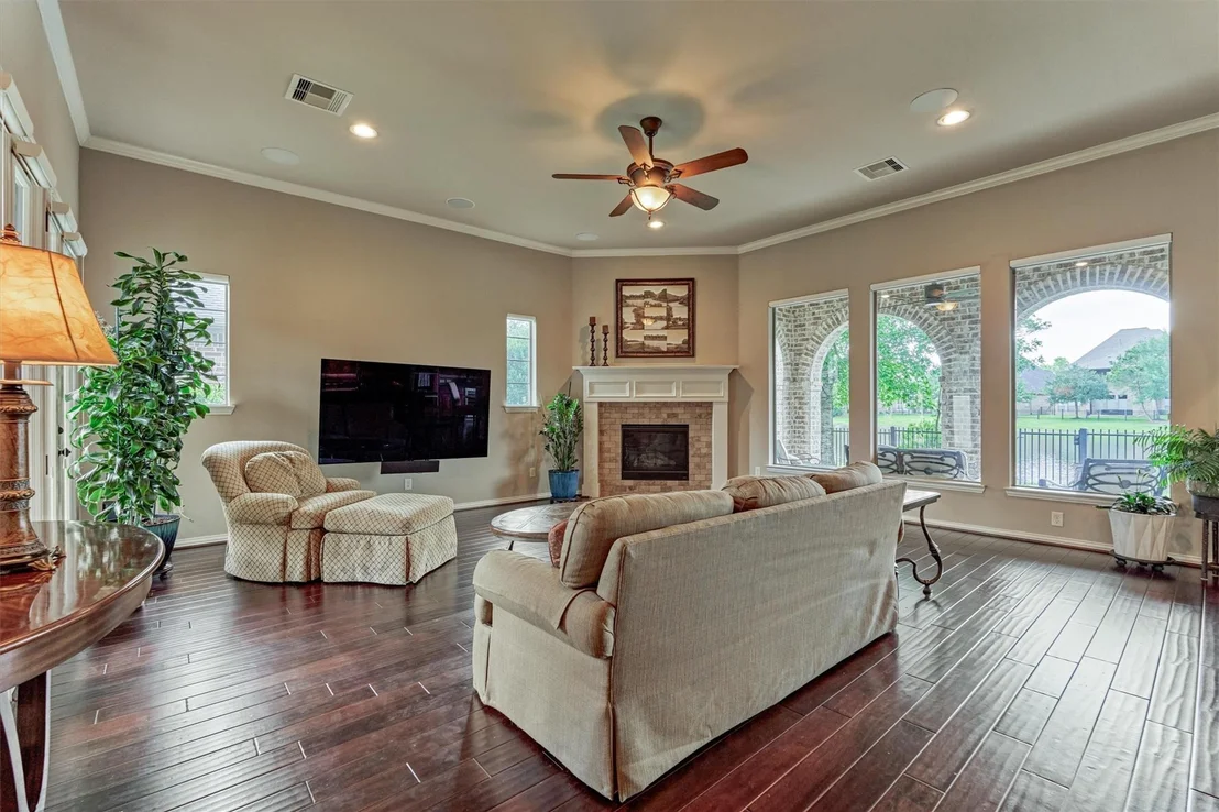 Photo of 82 E Crystal Canyon Circle