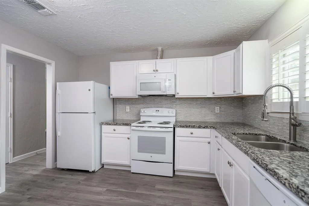 Photo of 14210 Rosetta Drive