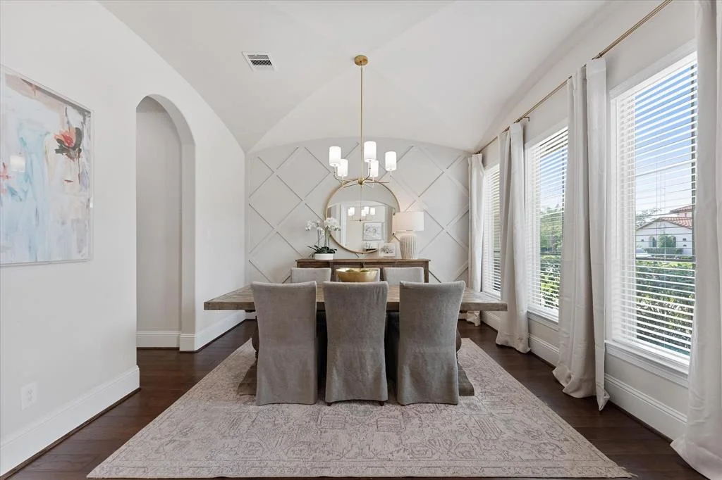 Photo of 5823 Stratton Woods Drive