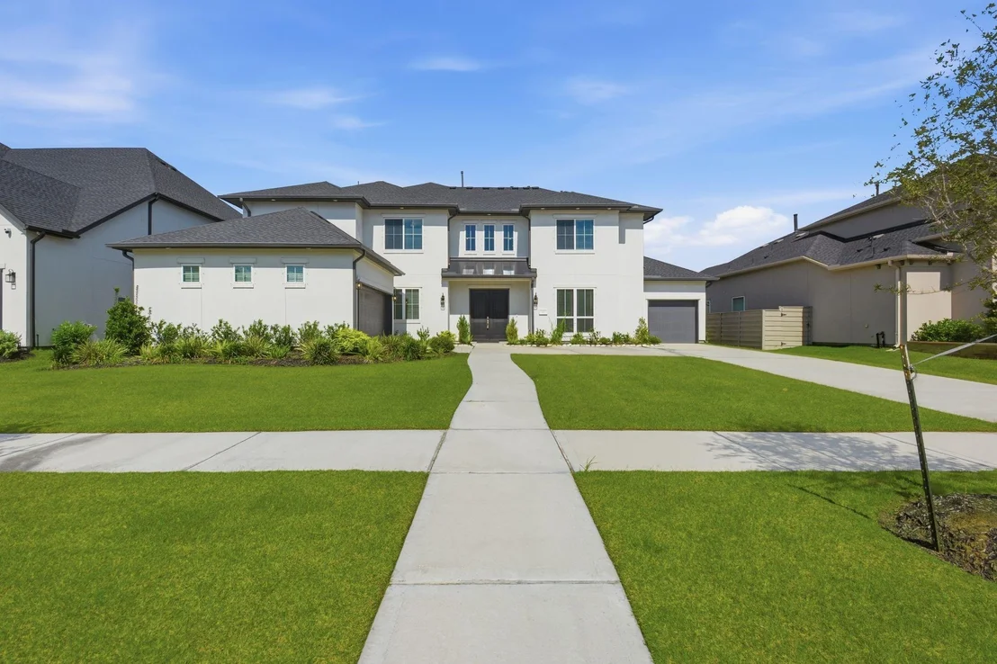 Photo of 4922 Grapevine Lane
