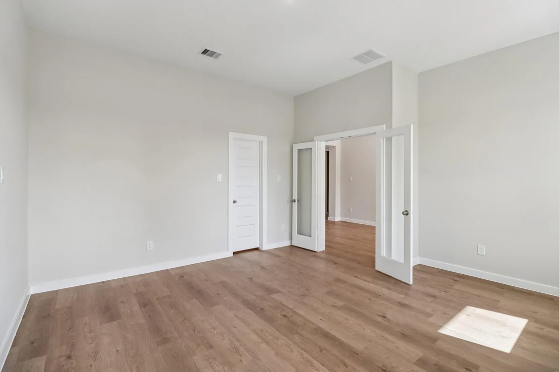 Photo of 740 Barton Place Drive