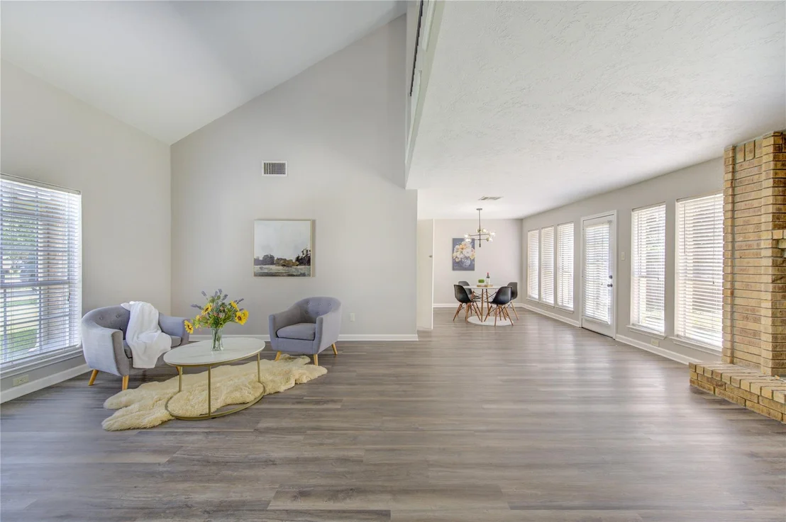 Photo of 3327 Timber View Drive