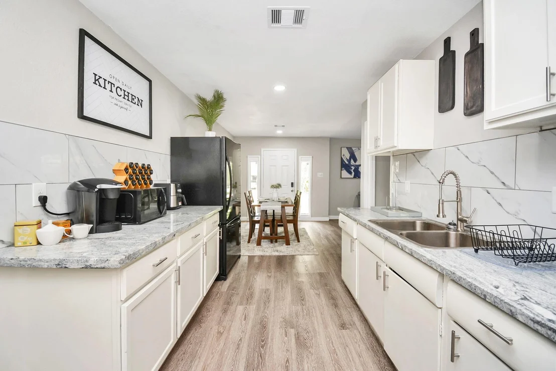 Photo of 4710 Paradise Lane