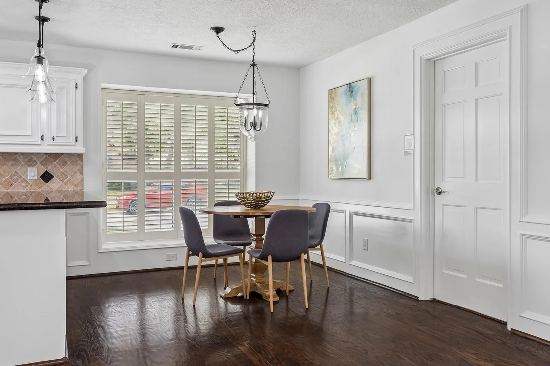 Photo of 9718 Oxted Lane