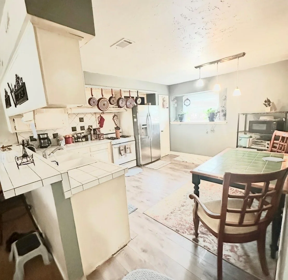 Photo of 705 Phyllis Court