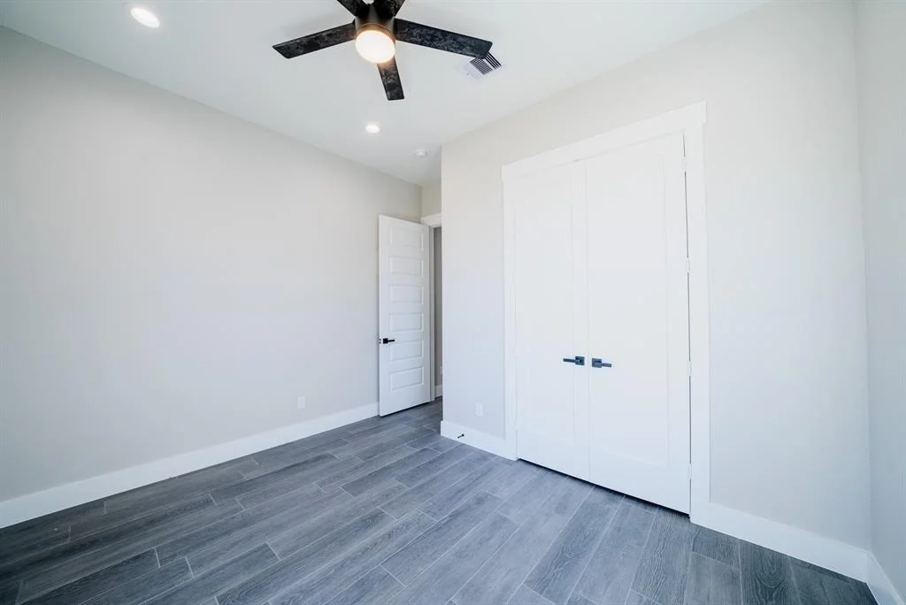 Photo of 11194 Fieldcrest Drive