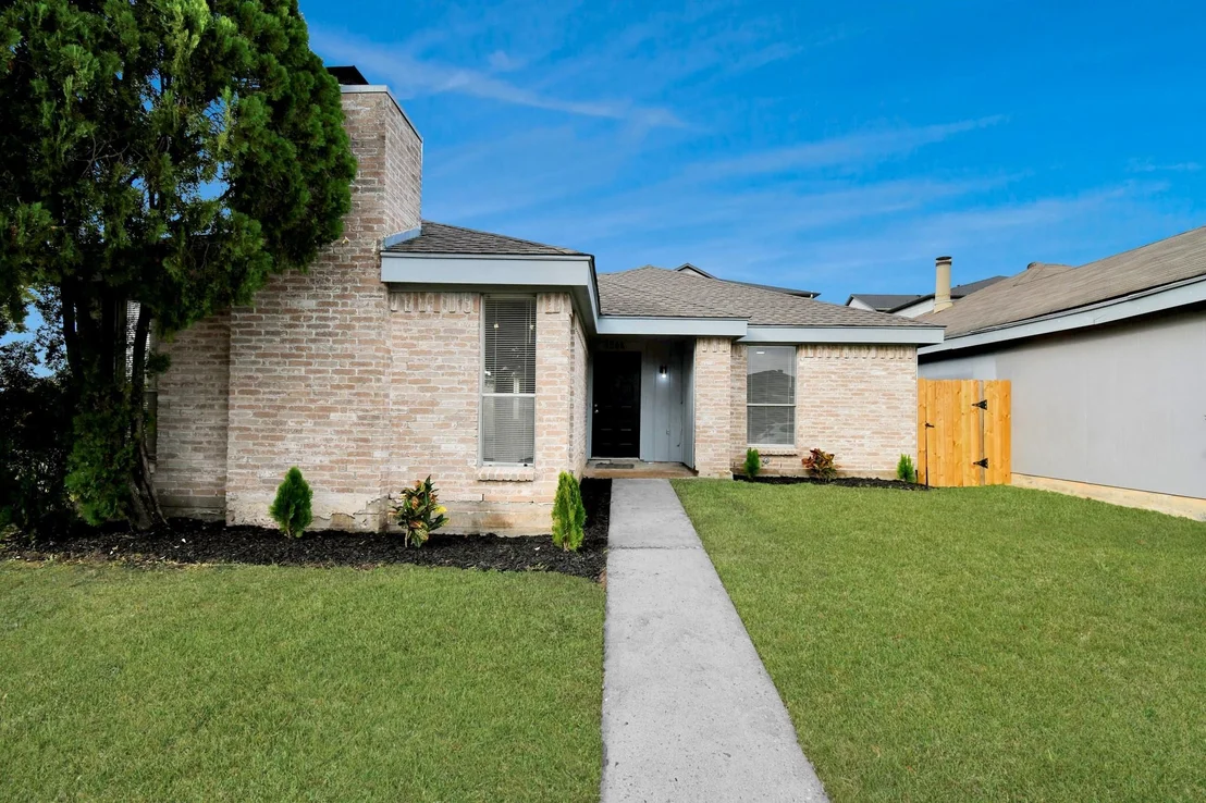 Photo of 6258 Briar Glade Drive