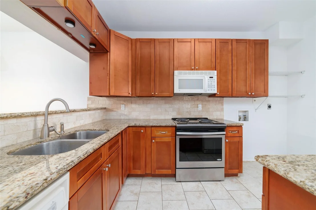 Photo of Unit 2C at 2001 Bering Drive