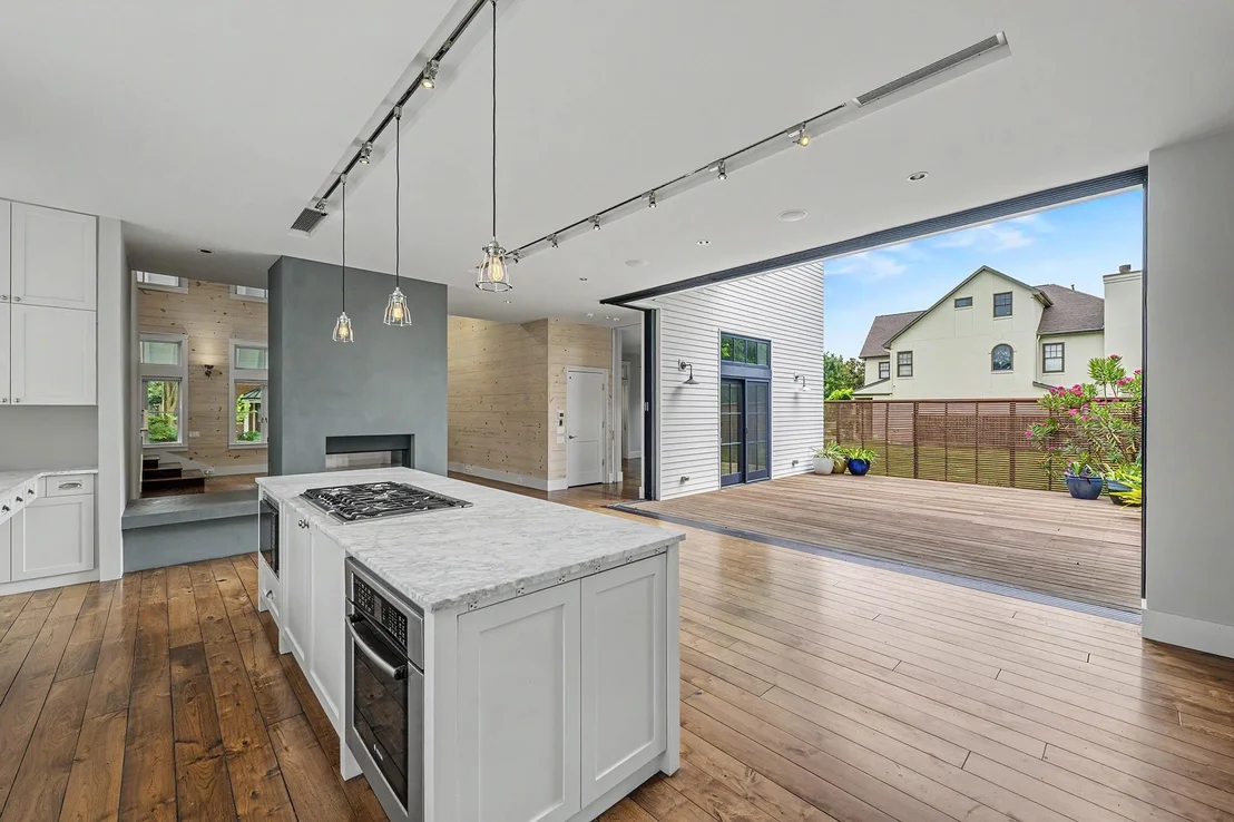 Photo of 4153 Oberlin Street